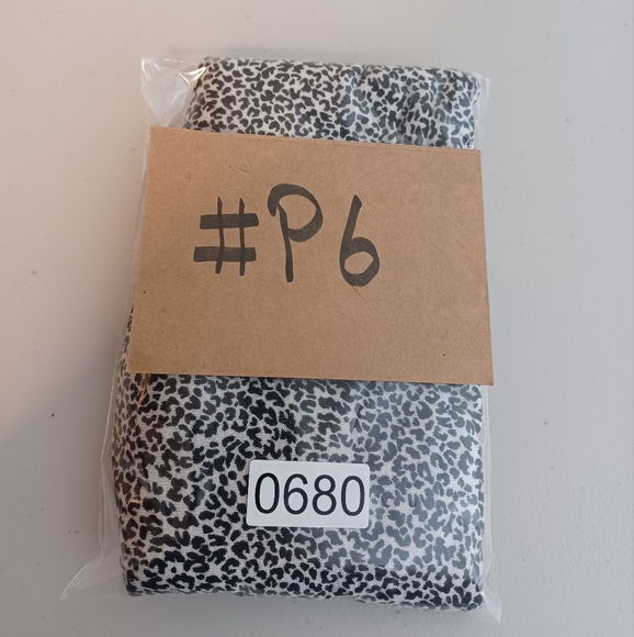 Athleta Breezy Scoop V-Neck Tee - Micro Cheetah Print Black/Taupe - Picture 11 of 13